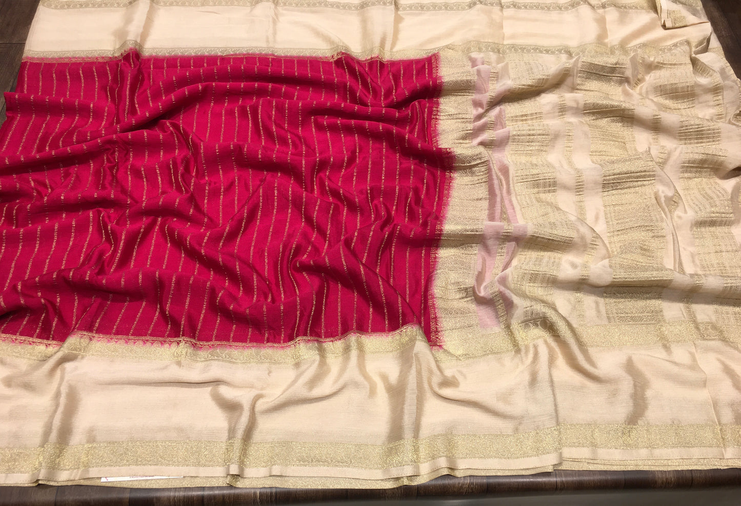 Wrinkle chiffon saree