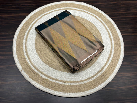 Semi Kanchipuram silk