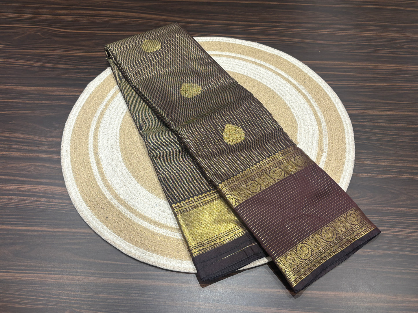 Semi Kanchipuram silk