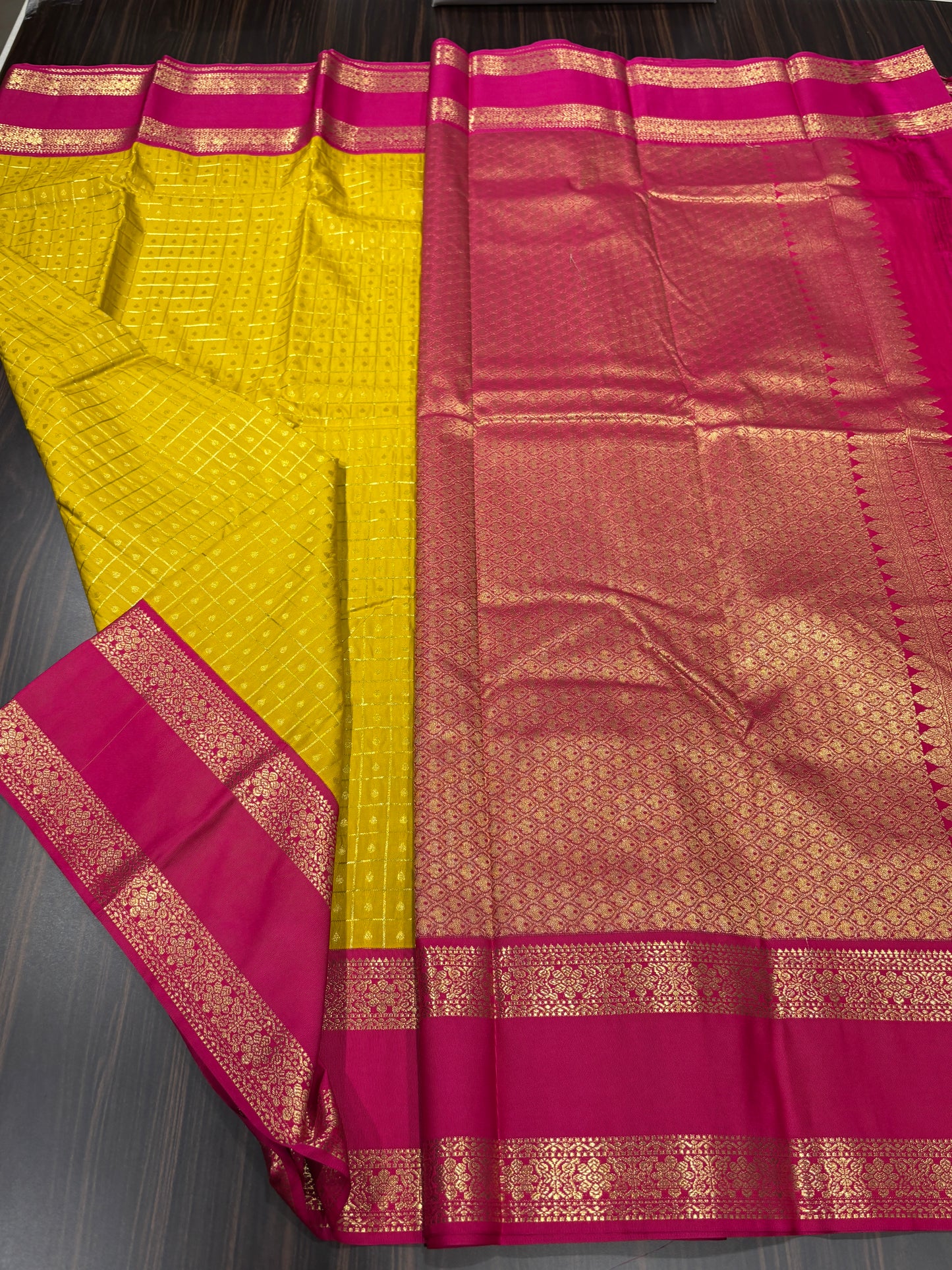 Semi Kanchipuram silk