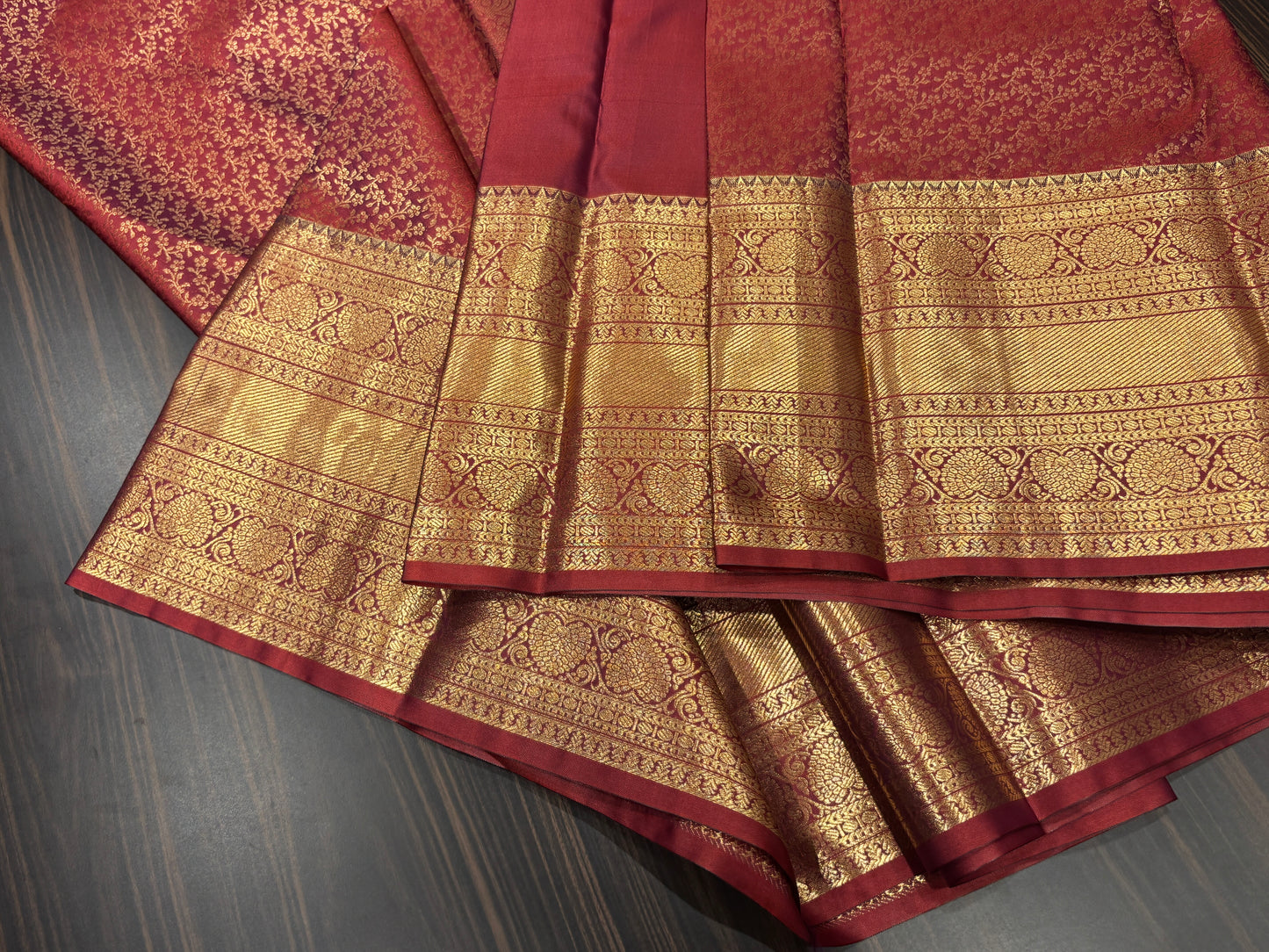 Semi Kanchipuram silk