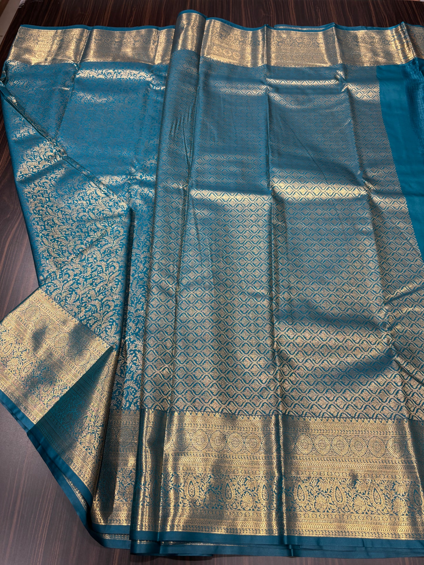 Semi Kanchipuram silk