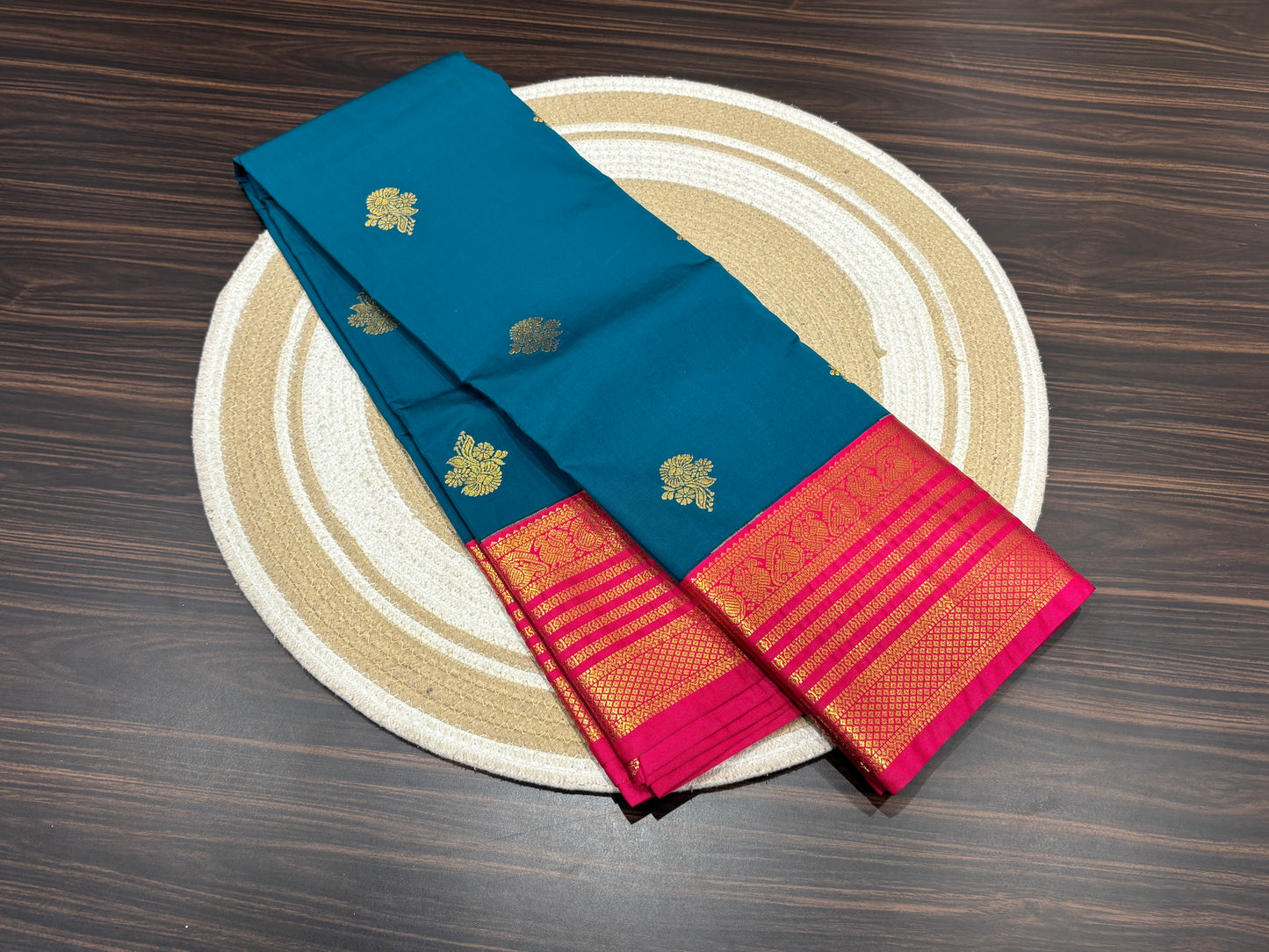 Semi Kanchipuram silk