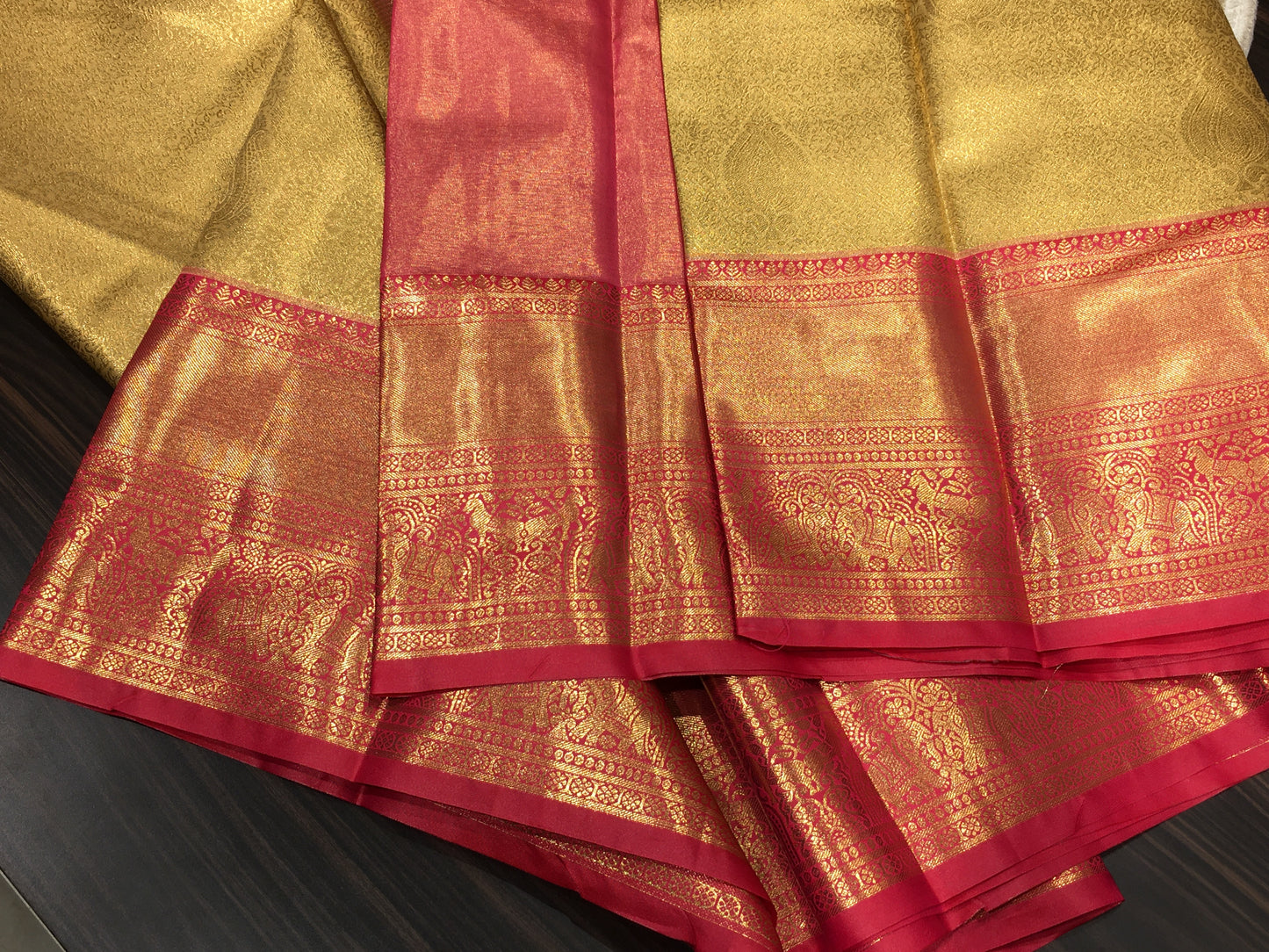 Semi Kanchipuram silk