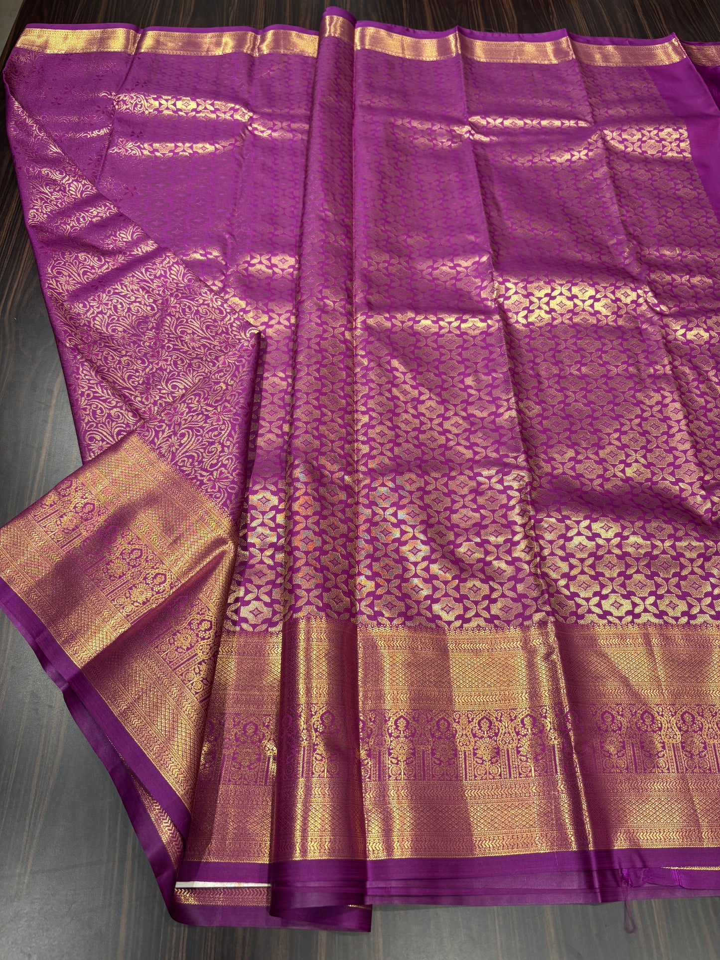 Semi Kanchipuram silk