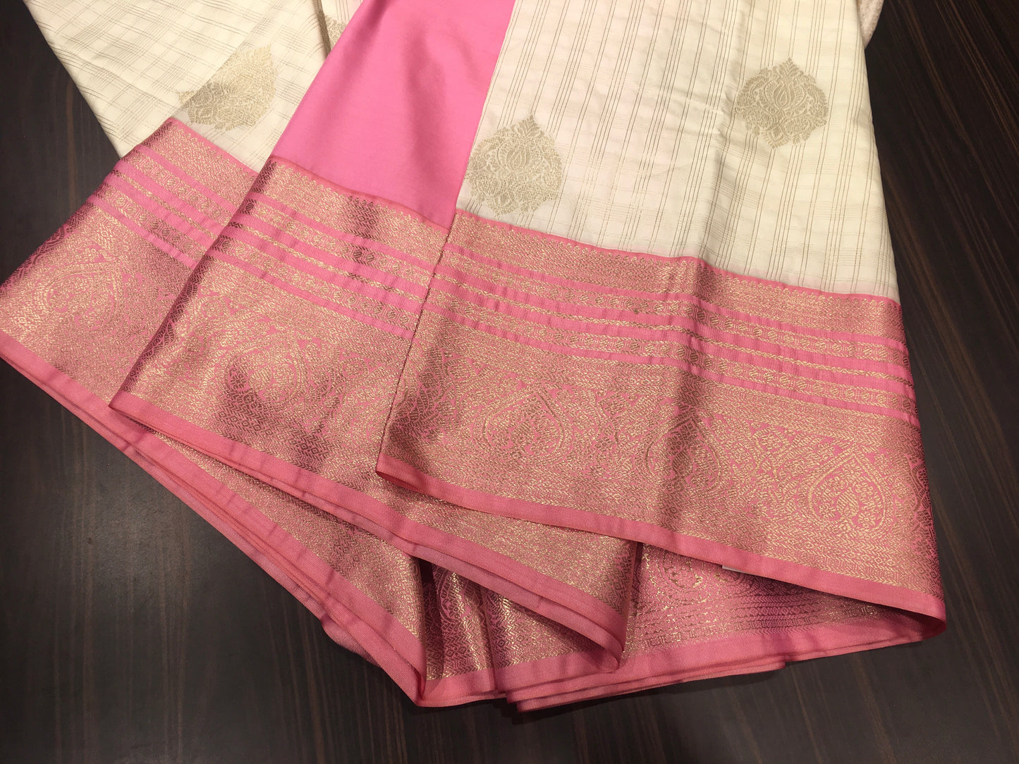 Semi Kanchipuram silk