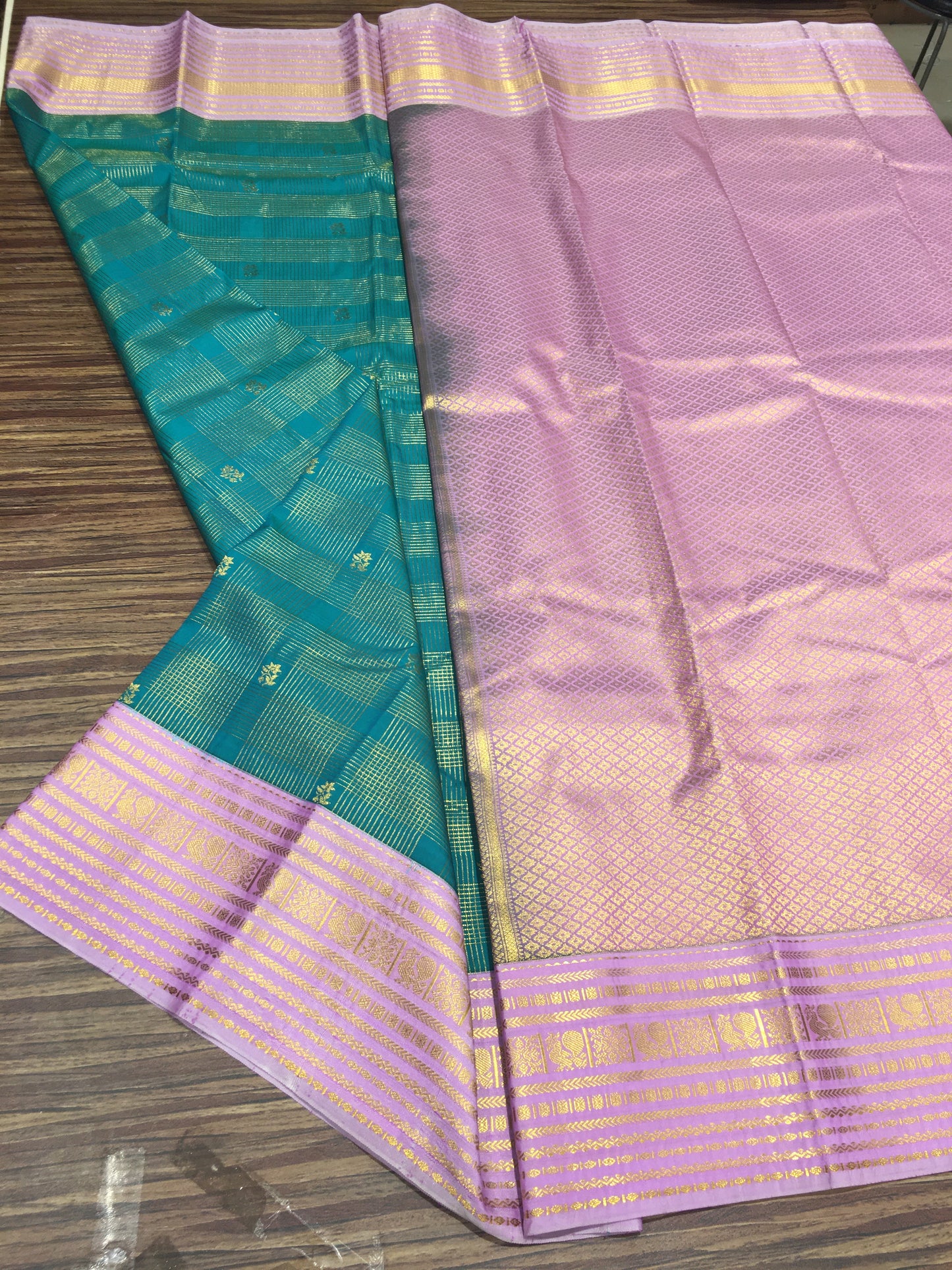Semi Kanchipuram silk