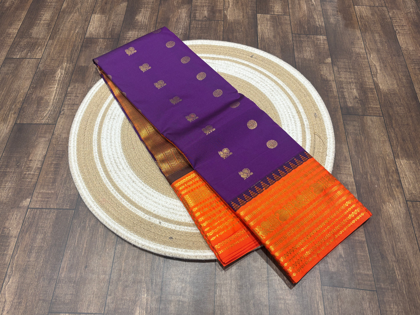 Semi Kanchipuram silk