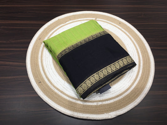 Wrinkle chiffon saree