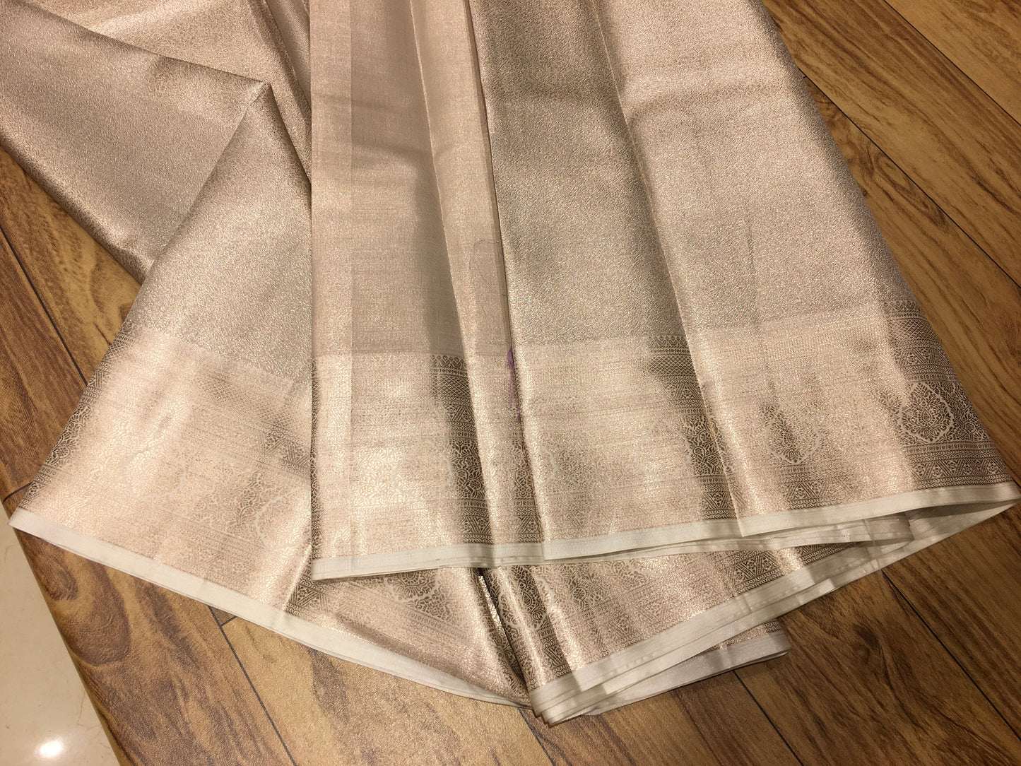 Semi Kanchipuram tissue