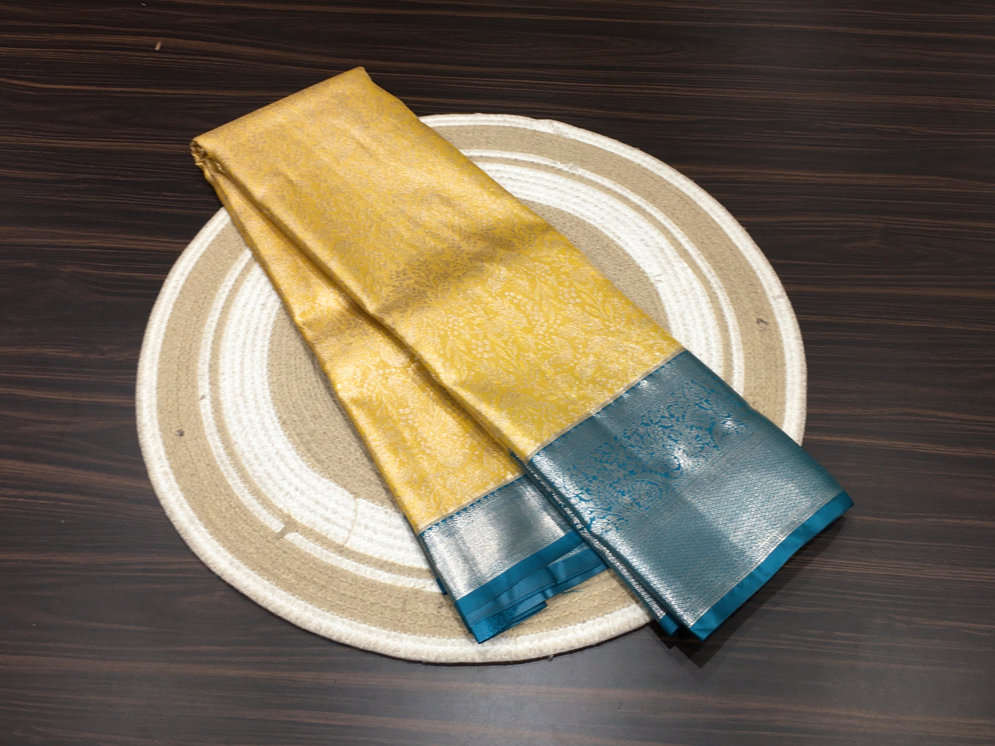 Semi Kanchipuram silk