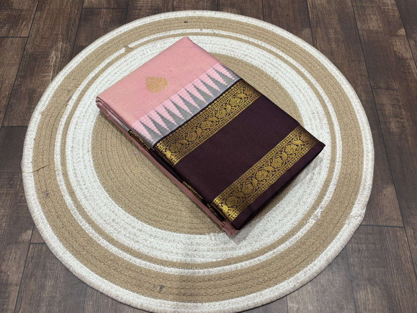 Semi Kanchipuram silk