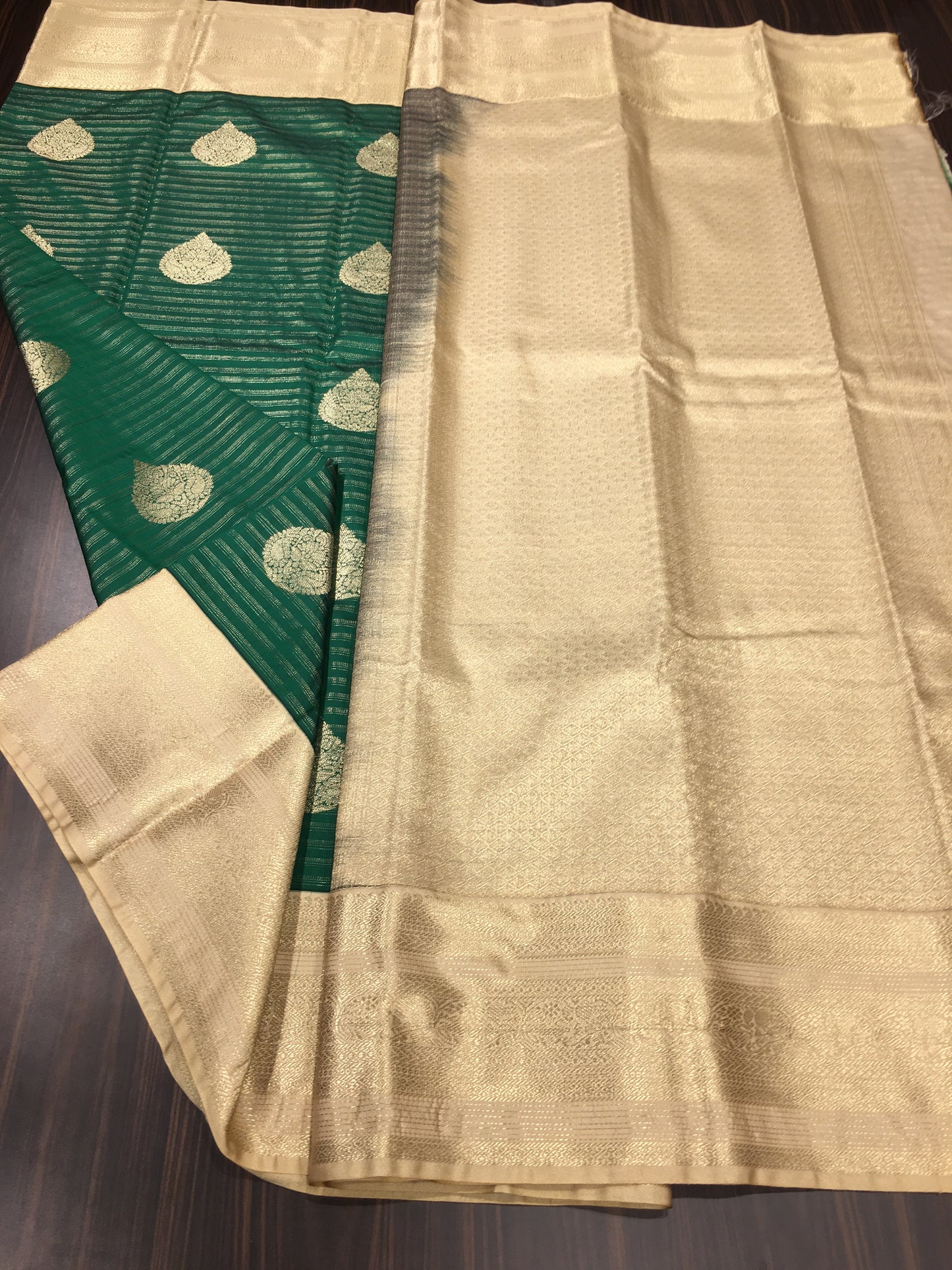 Semi Kanchipuram silk