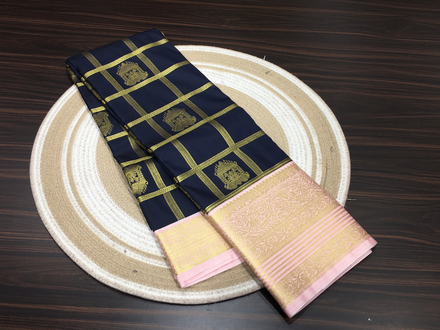 Semi Kanchipuram silk