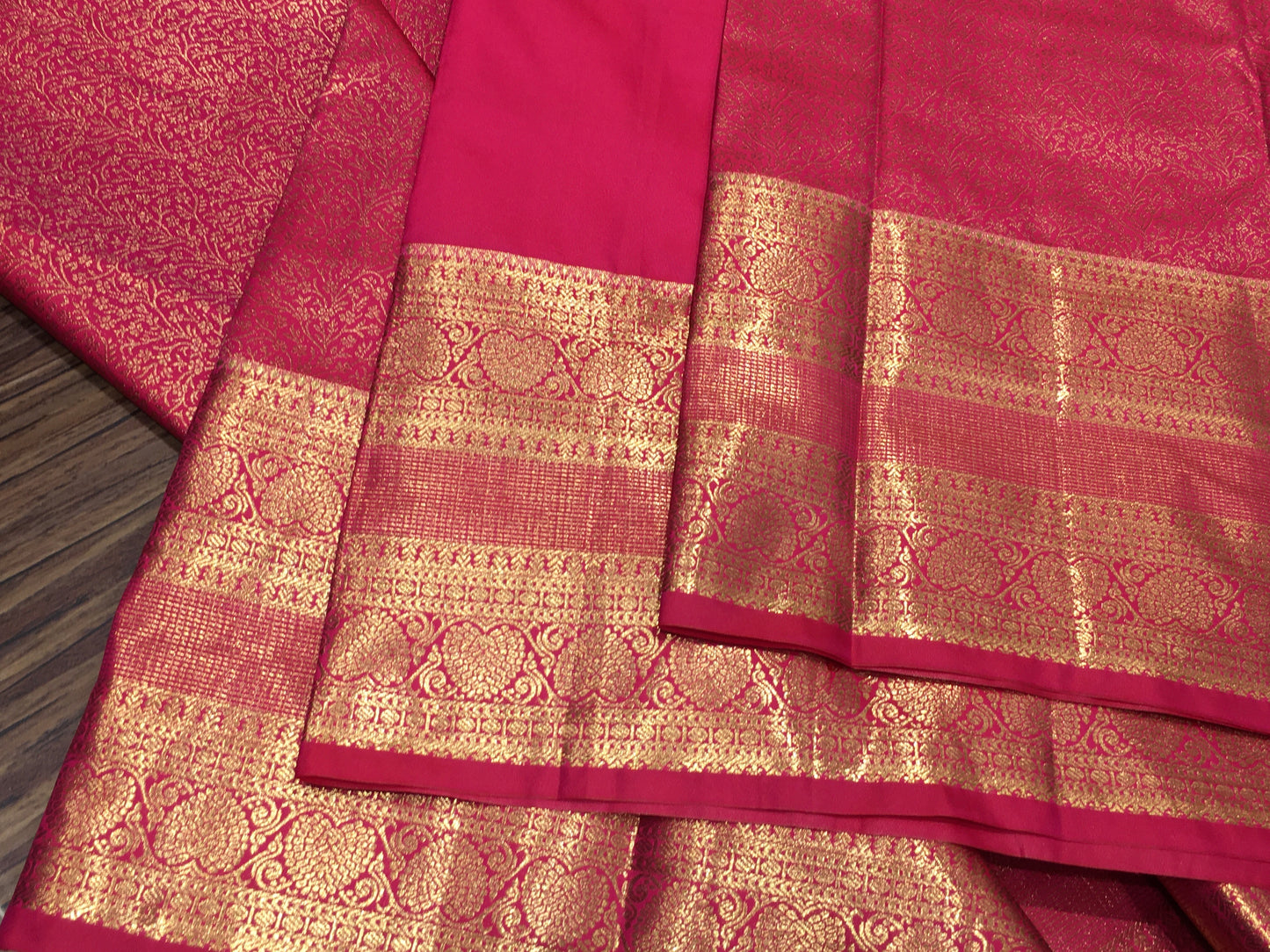 Semi Kanchipuram silk