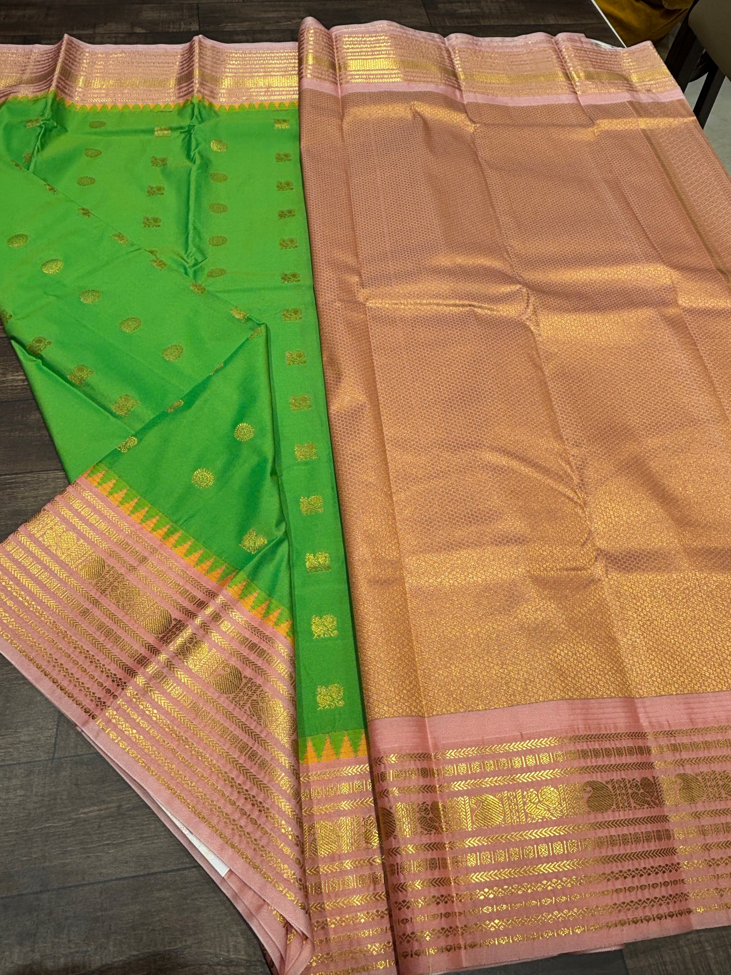 Semi Kanchipuram silk