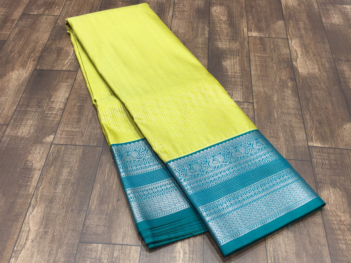 Semi Kanchipuram silk