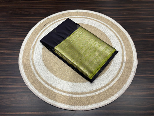 Semi Kanchipuram silk