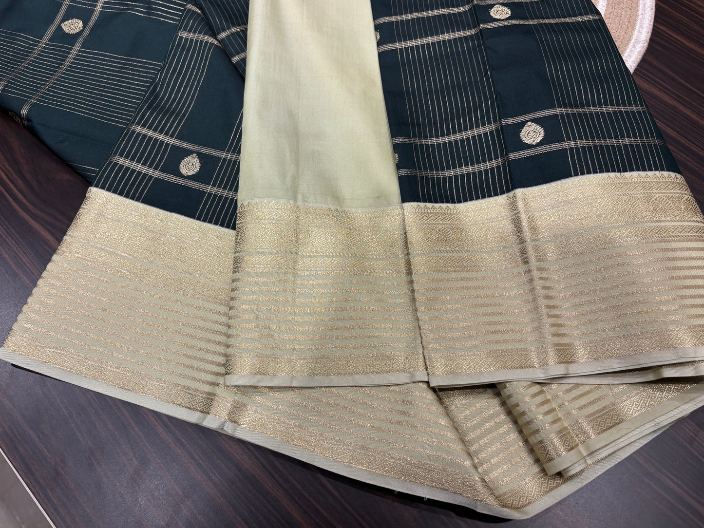 Semi Kanchipuram silk