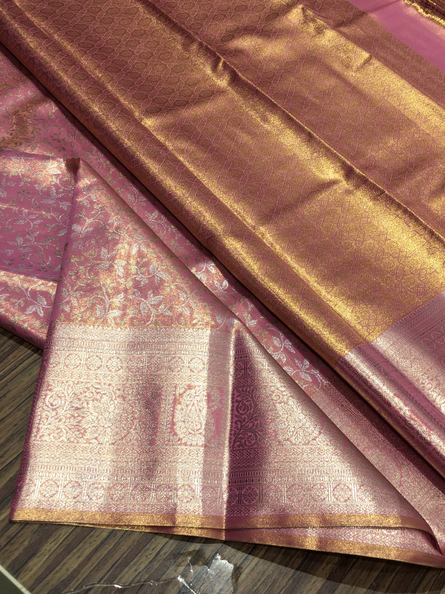Semi kanchipuram tissue