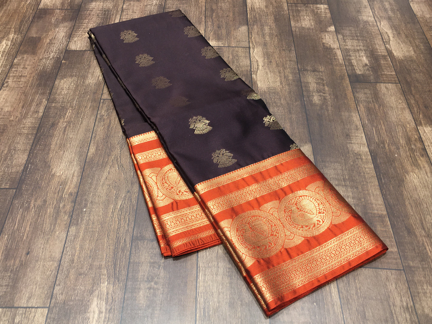 Semi Kanchipuram silk