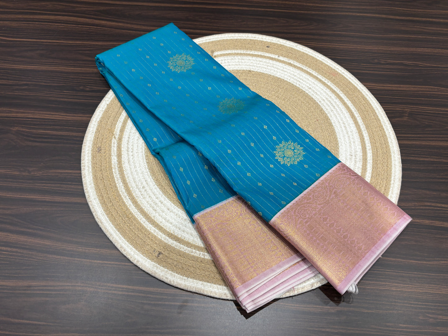 Semi Kanchipuram silk