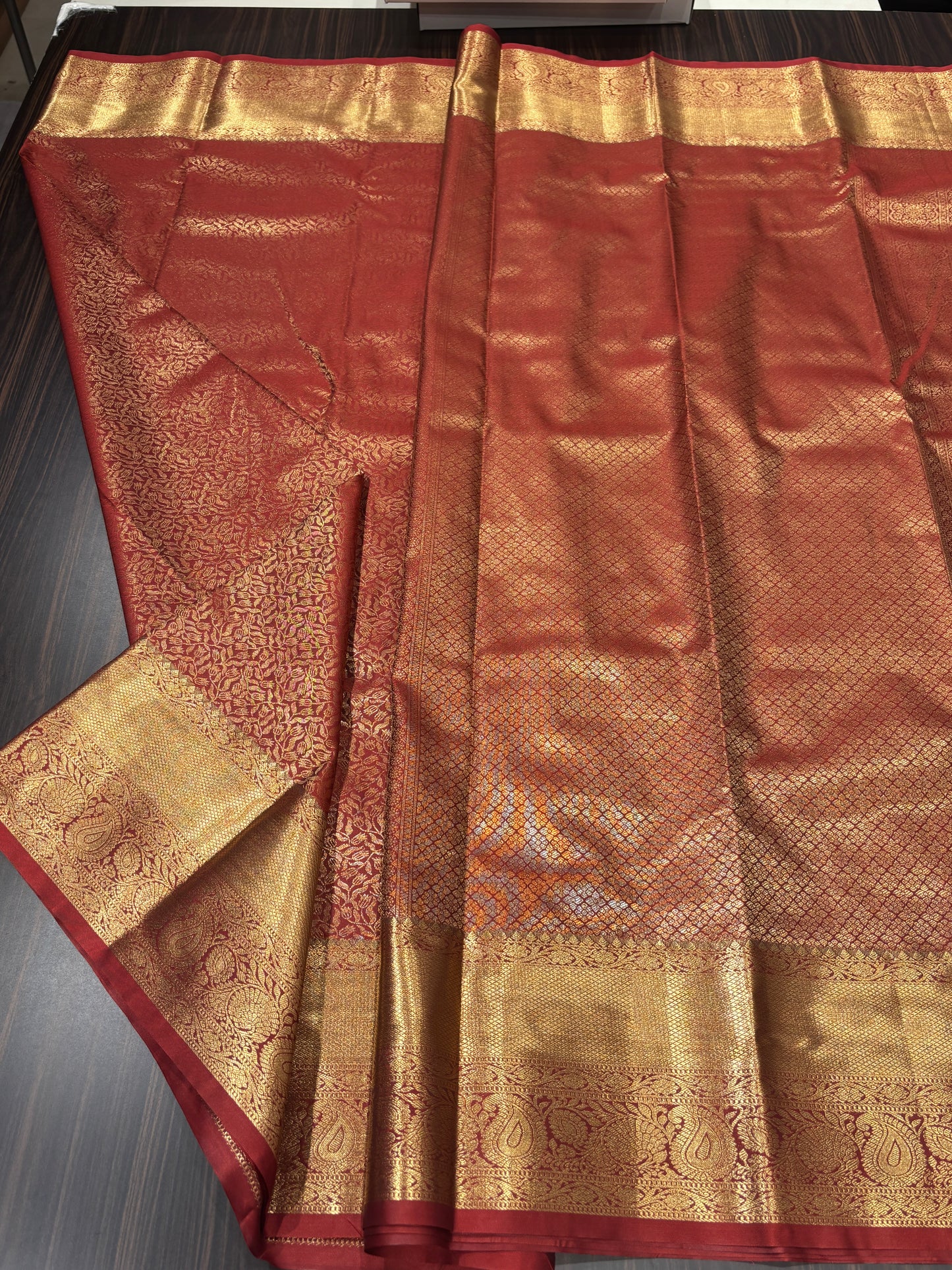 Semi Kanchipuram silk