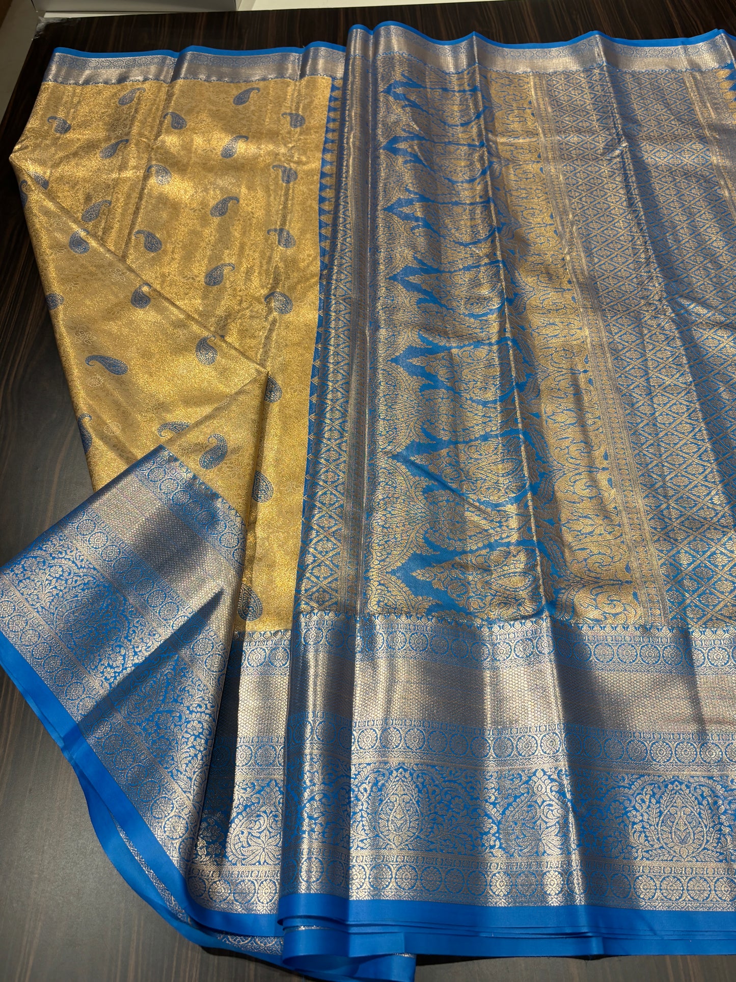 Semi Kanchipuram tissue