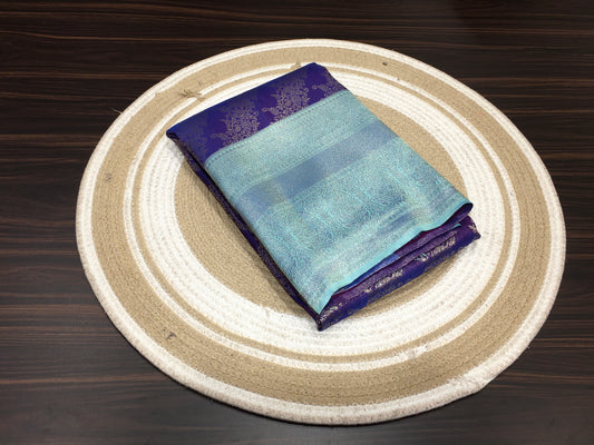 Semi Kanchipuram silk