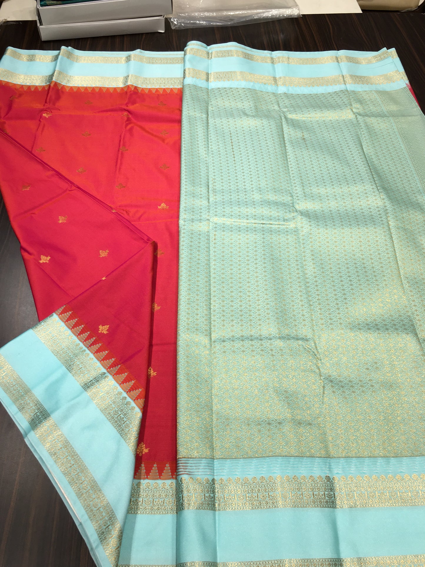 Semi Kanchipuram silk