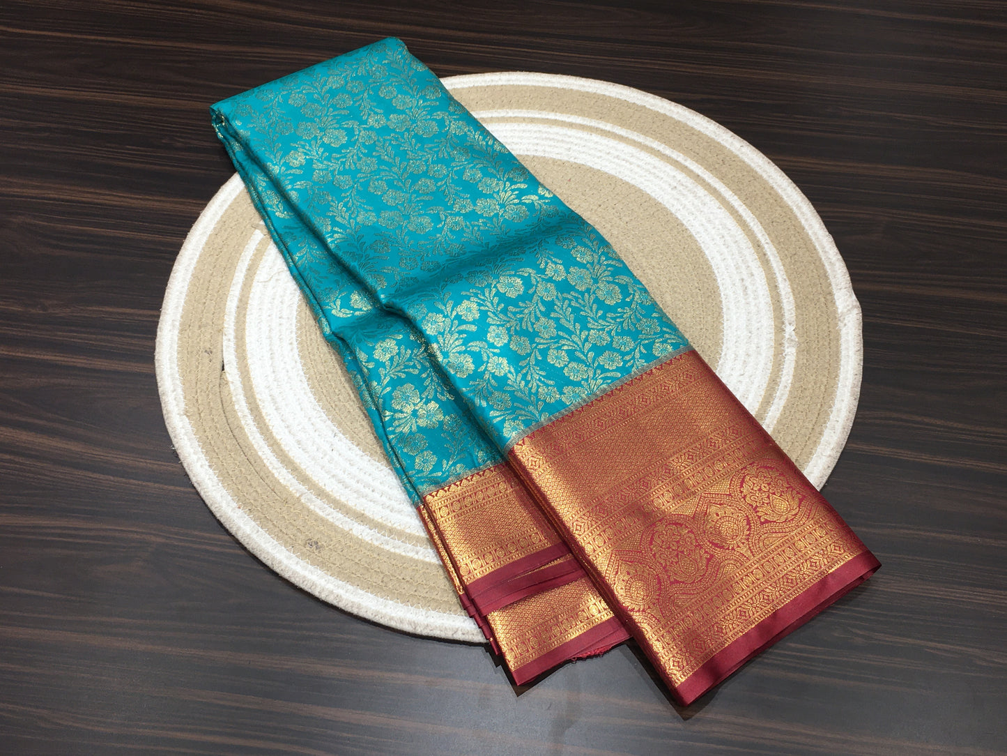 Semi Kanchipuram silk