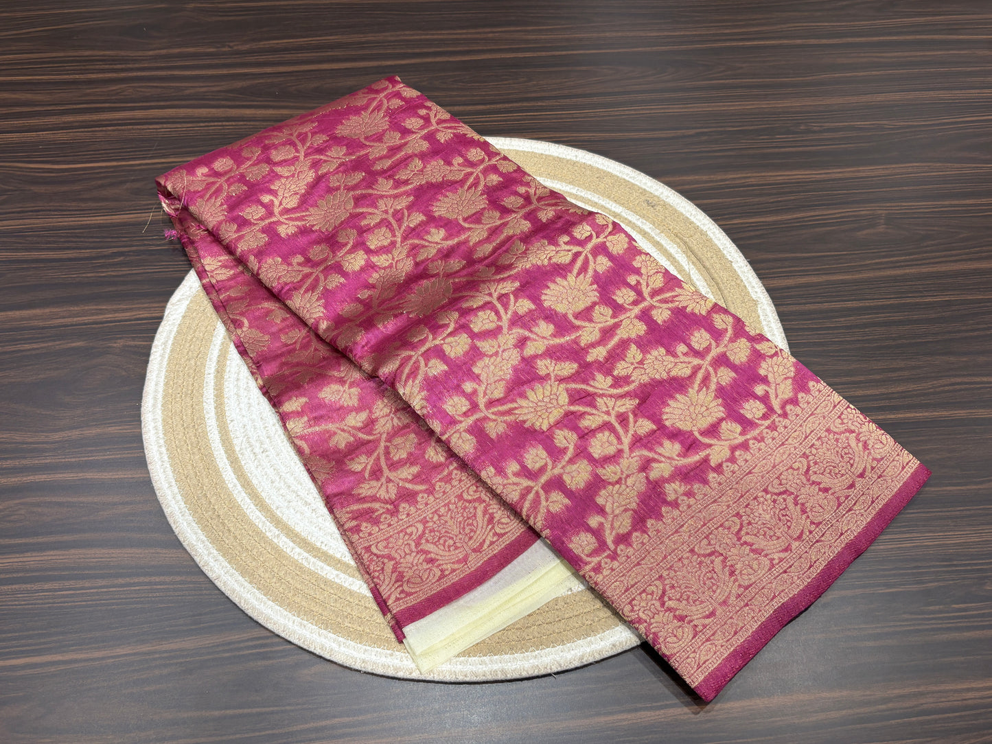 Kora Banarasi saree