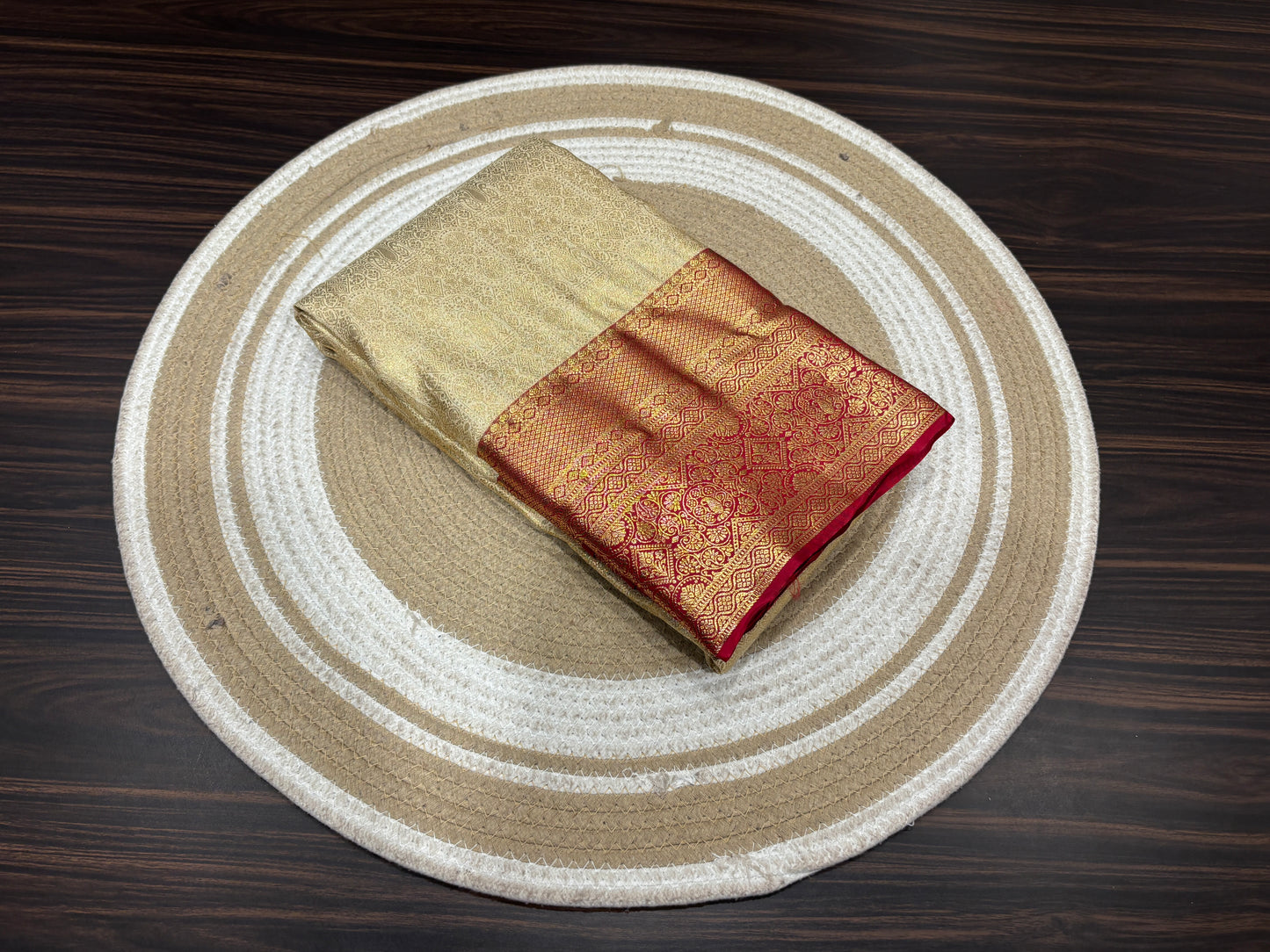 Semi Kanchipuram silk