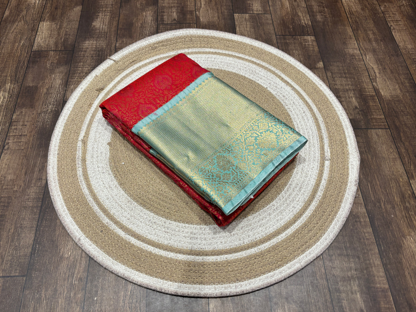 Semi Kanchipuram silk
