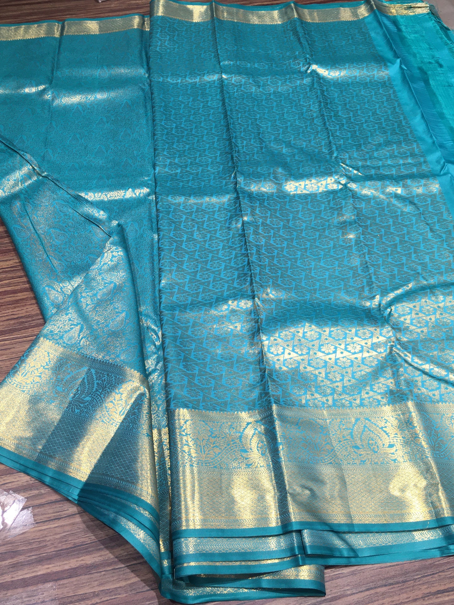 Semi Kanchipuram silk
