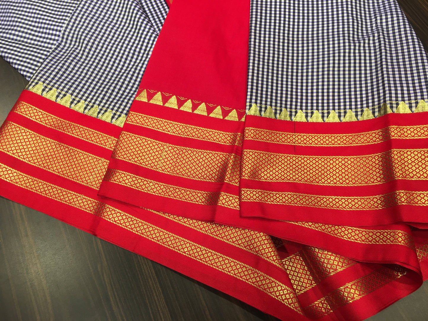 Semi Kanchipuram silk