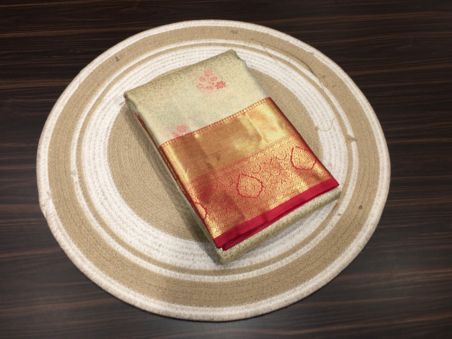 Semi Kanchipuram Tissue