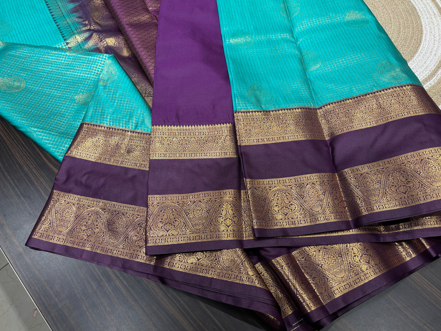 Semi Kanchipuram silk