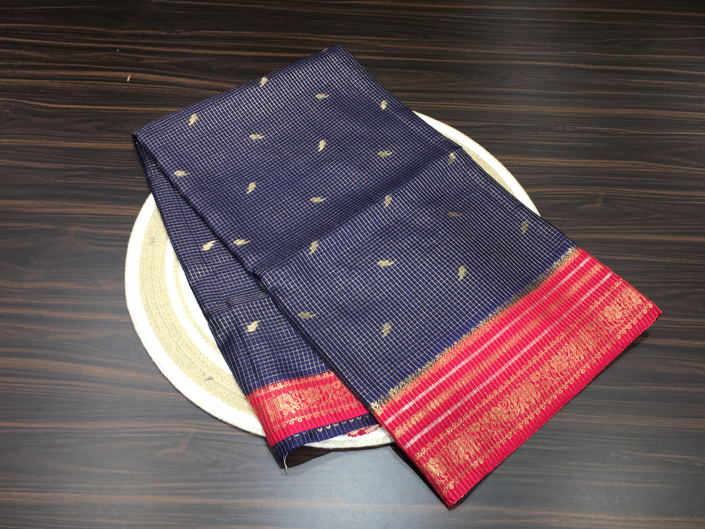 Moonga crape saree