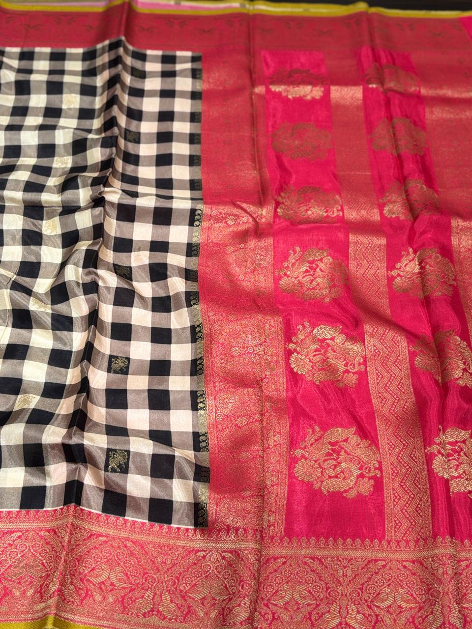 Burberry Crape